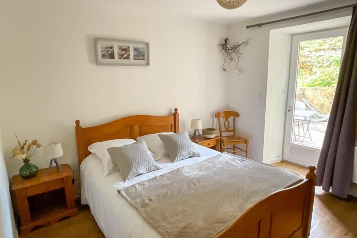 Hotel Ombre Bleue Du Figuier, Ailhon Extérieur photo