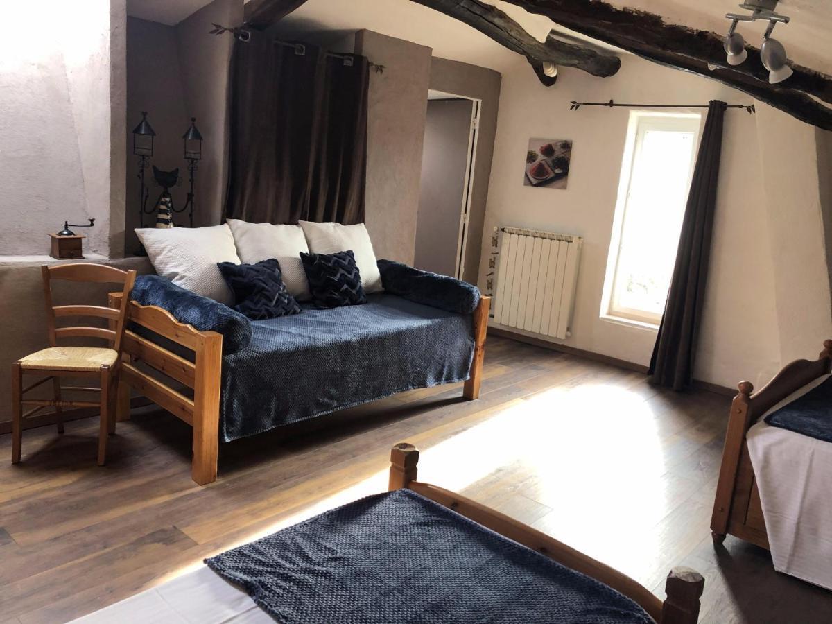 Hotel Ombre Bleue Du Figuier, Ailhon Extérieur photo
