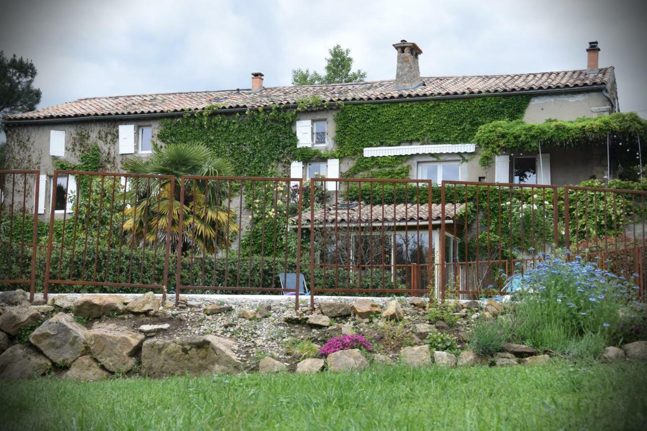 Hotel Ombre Bleue Du Figuier, Ailhon Extérieur photo